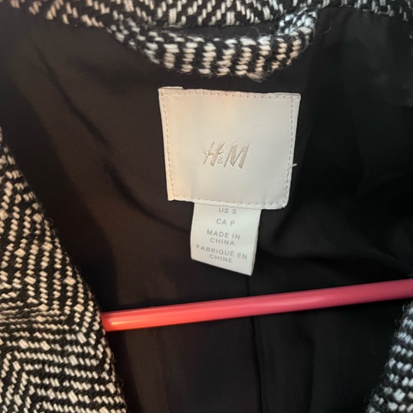 H&M Fitted Blazer - Picture 3 of 4